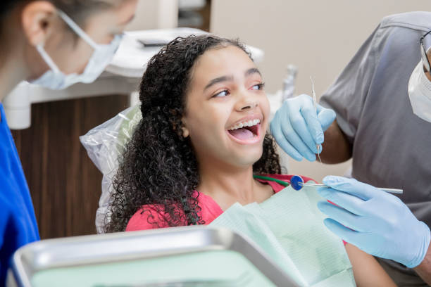 Best Emergency Tooth Extraction in Veedersburg, IN